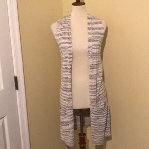 NWT Loft Sweater Vest Size Small